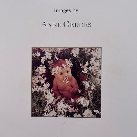 Vintage 1997 Anne Geddes baby photo album- beautiful memory maker-like new - Picture 3 of 8